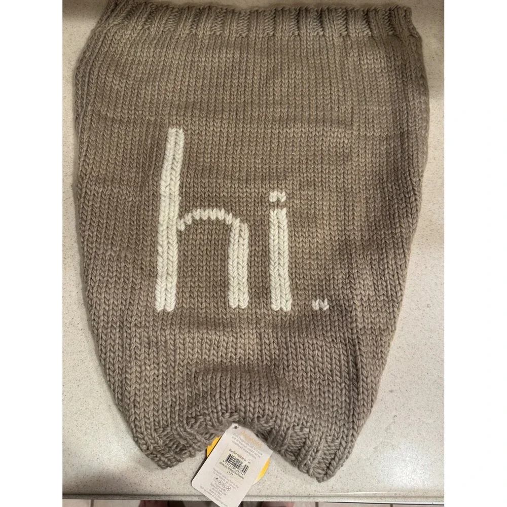 Huggalugs hi. Hand Knit Blanket 18x24